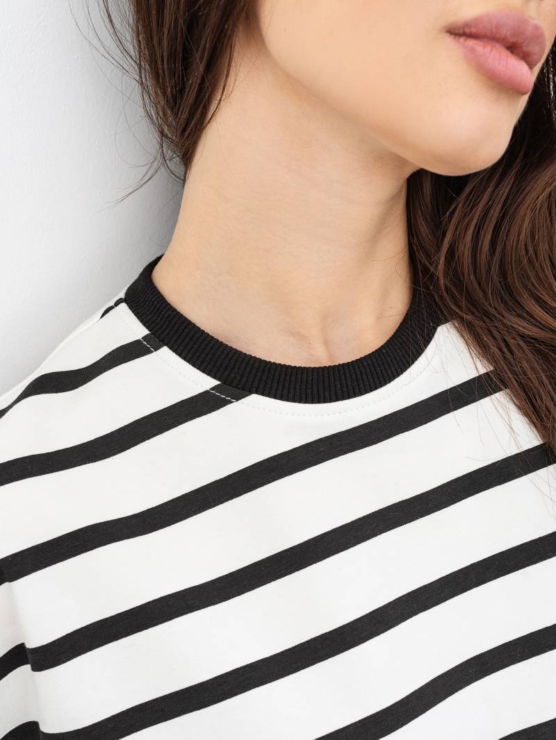 Футболка "Орхус" укороченная Romashka, Черный+, One size 15521