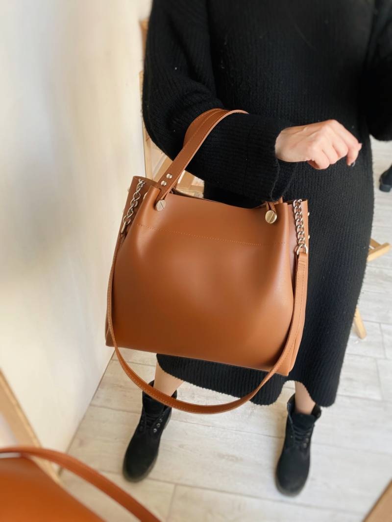 Шоппер "Триест" с гвоздиками и ремешком Romashka, Терракотовый (2908)