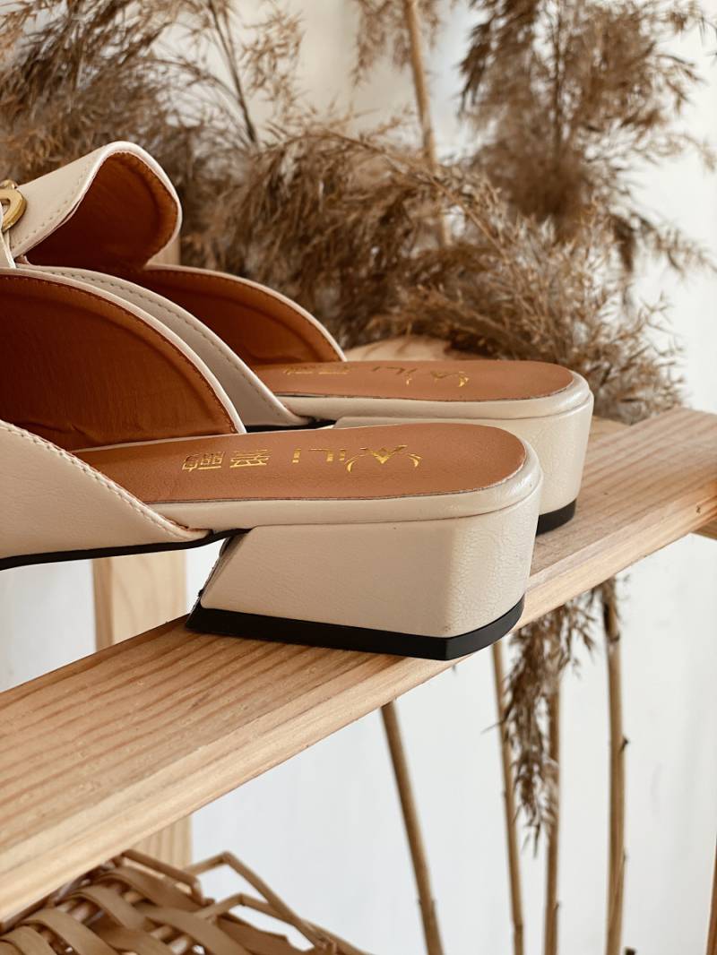 Мюли "Венгрия" из экокожи с золотой фурнитурой Romashka, Бежевый, 40 (3594)