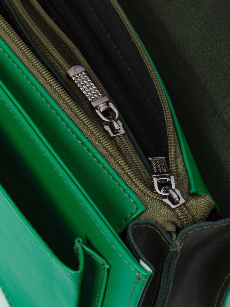 Клатч "Братислава" на цепочке прямоугольный гармошкой обьемный Romashka, Зеленый 10305