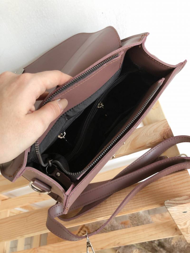 Сумка трапеция классическая в виде конвертика БРАК, Темная пудра 12986