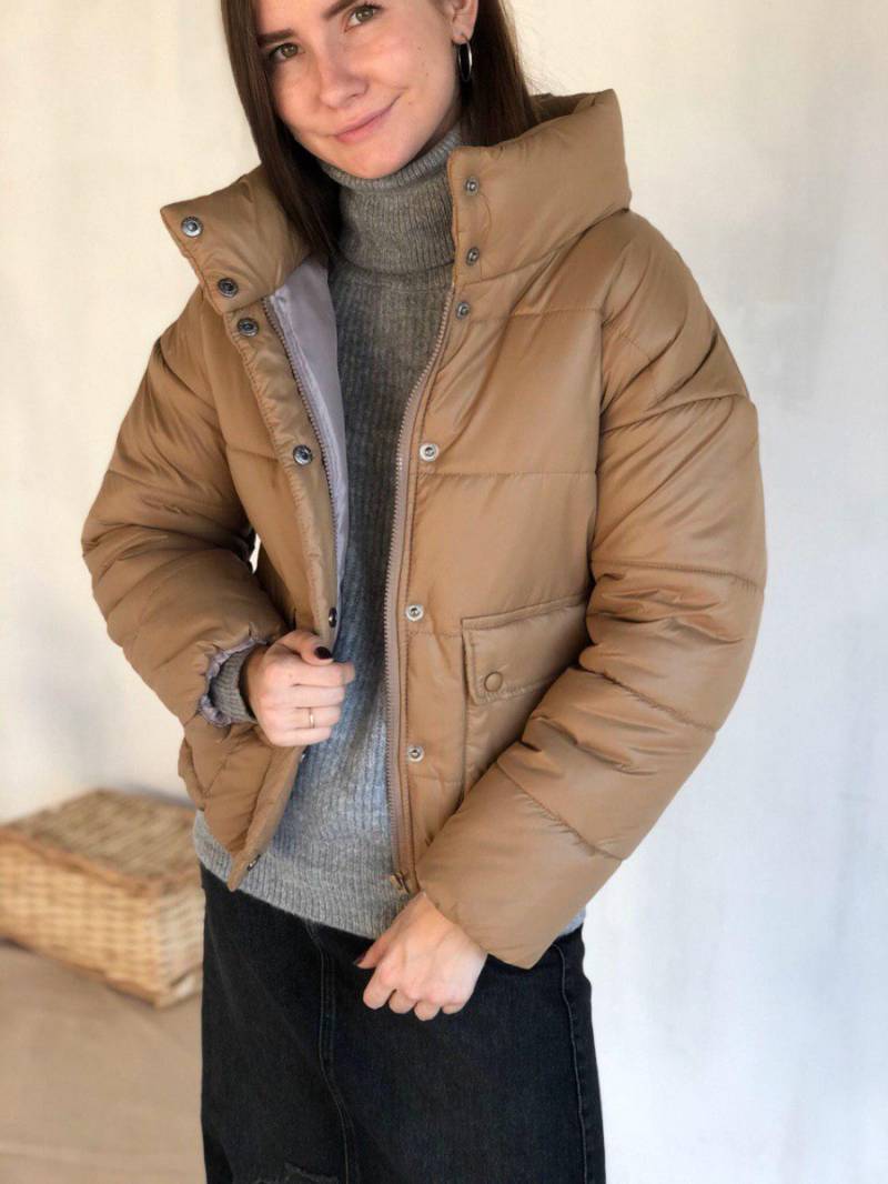 Пуховик "Калгари" короткий с карманом на кнопках Romashka, Бежевый, L (2201)