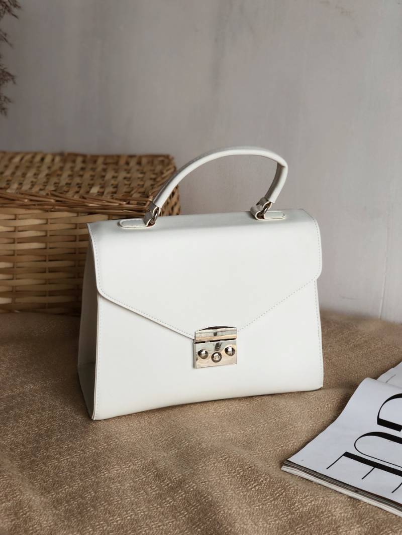 Сумка трапеция классическая в виде конвертика Romashka, Белый (1057)