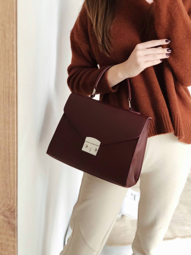 Сумка трапеция классическая в виде конвертика Romashka, Бордовый (1058)