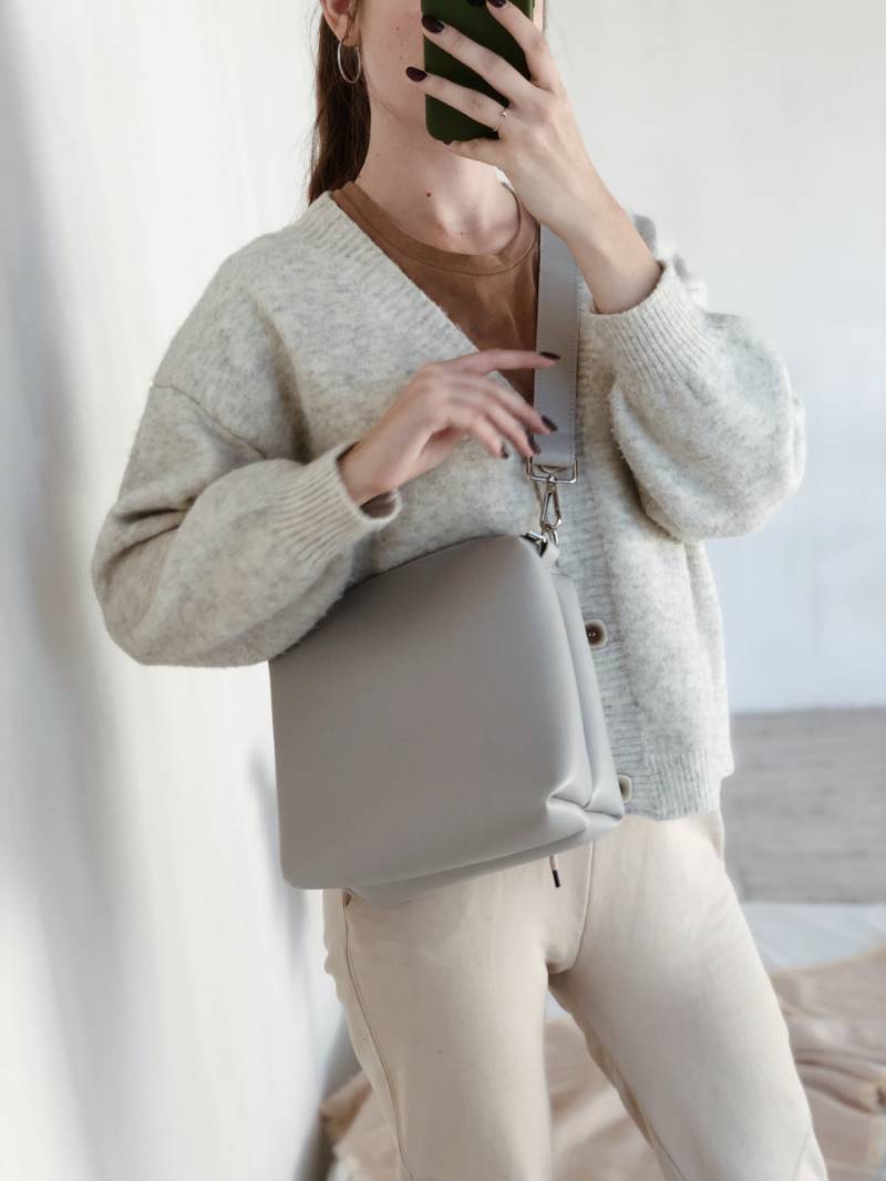 Шоппер "Равенна" с кисточками с длинными ручками и ремнем БРАК, Серый 11533