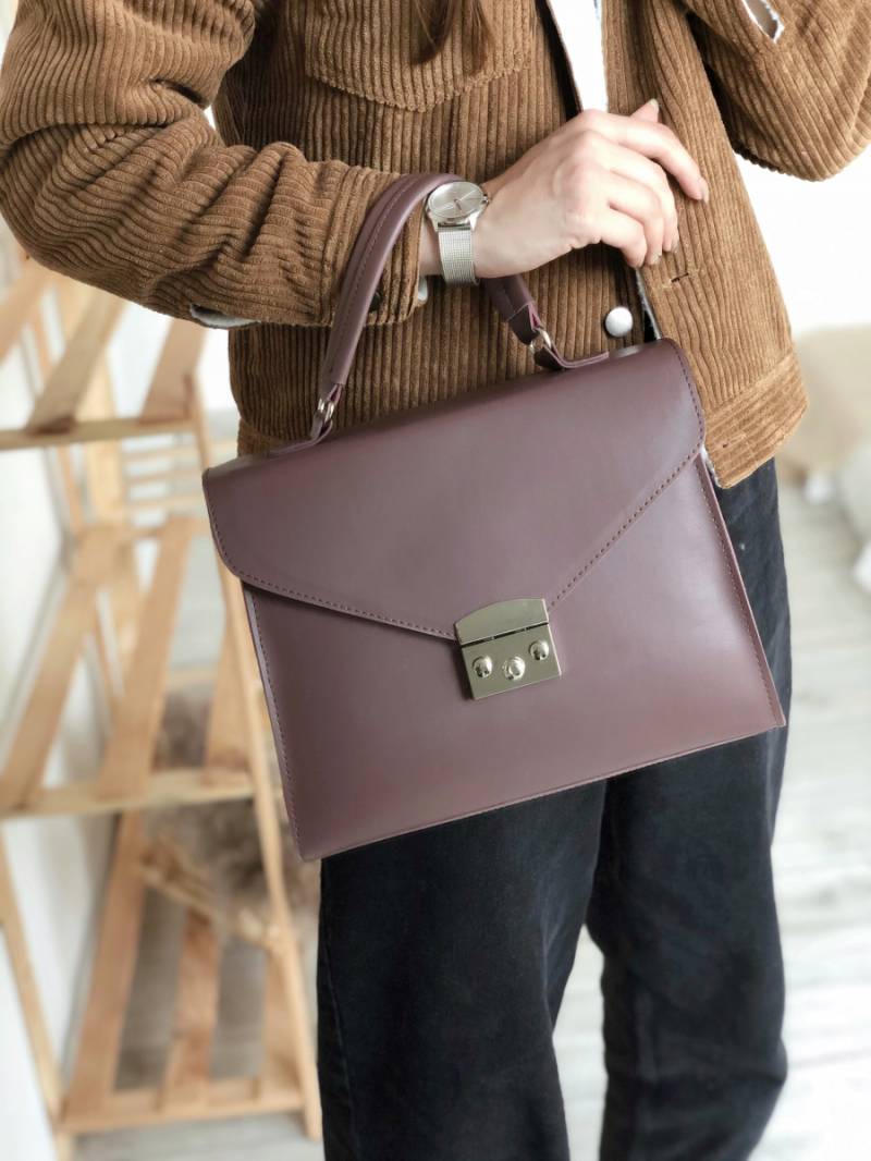 Сумка трапеция классическая в виде конвертика БРАК, Темная пудра 12986