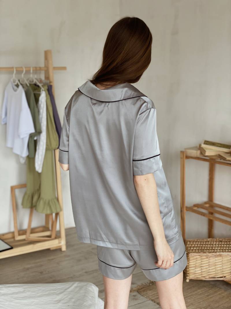 Пижамный комплект "Лихтенштейн" (футболка+шорты) Romashka, Серый, L (4031)