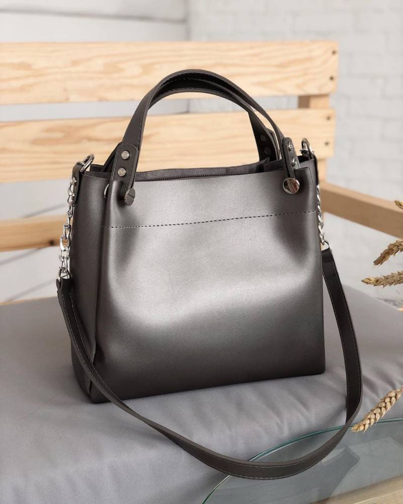 Шоппер "Триест" с гвоздиками и ремешком БРАК, Серебряный 11390